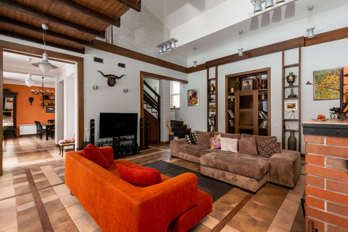 Colourful sofas in a bright living room